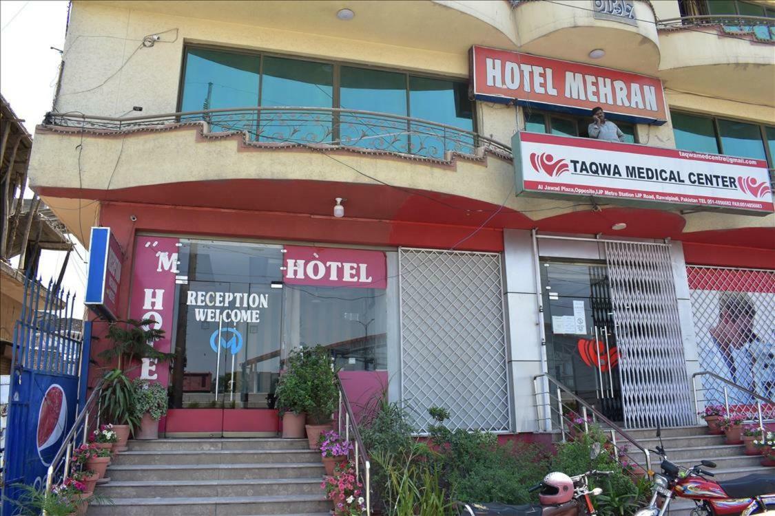 Mehran Hotel Rawalpindi Ngoại thất bức ảnh