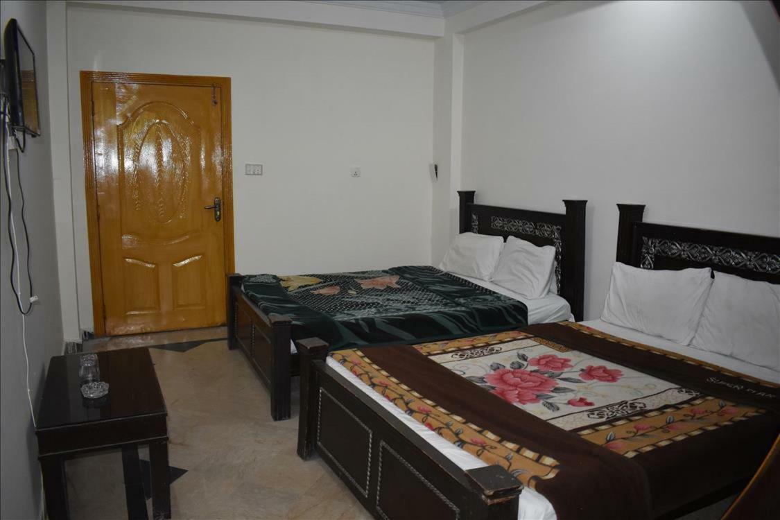 Mehran Hotel Rawalpindi Ngoại thất bức ảnh