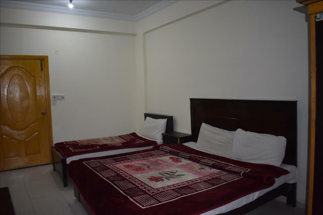 Mehran Hotel Rawalpindi Ngoại thất bức ảnh